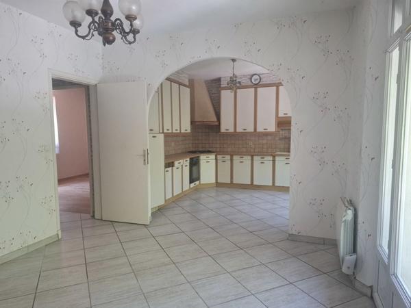 Maison à vendre 245 000 € Revel 4 p 114 m² DPE E