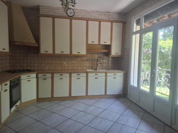 Maison à vendre 245 000 € Revel 4 p 114 m² DPE E