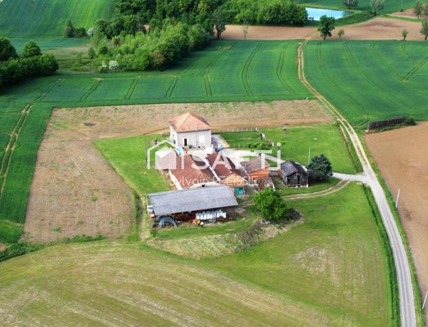 Un coin de paradis au bout du chemin – Propriété avec 2 hectares et dépendances