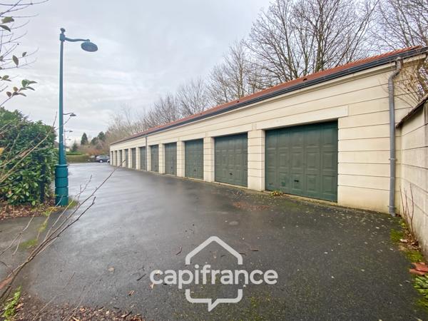 Maison à vendre à BAILLY ROMAINVILLIERS (77) 8 pièces – 6 chambres – 141 m² – Terrasse - Jardin - Garage