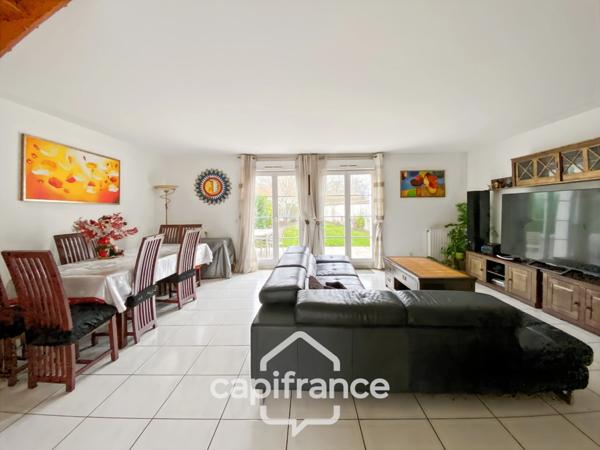 Maison à vendre à BAILLY ROMAINVILLIERS (77) 8 pièces – 6 chambres – 141 m² – Terrasse - Jardin - Garage