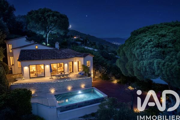 Maison à vendre 8 pièces 200 m² Mandelieu-la-Napoule