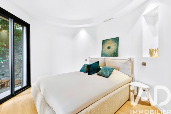 Maison à vendre 8 pièces 200 m² Mandelieu-la-Napoule