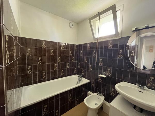 Appartement à vendre |                                       Lons |                                        4 pièces  |  78 m²