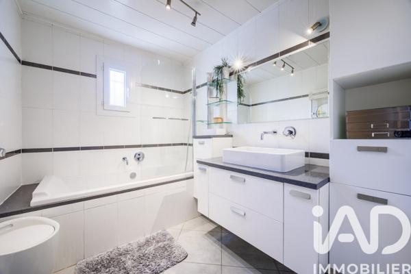 Maison à vendre 5 pièces 142 m² Auriol