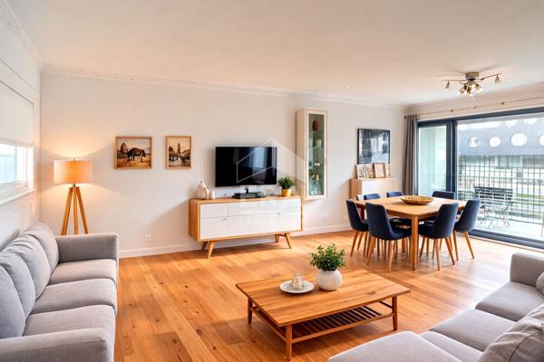 Appartement Paris 4 pièces 93 m2 avec balcon