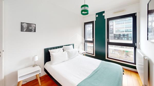 Appartement Paris 4 pièces 93 m2 avec balcon