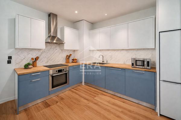 Appartement Paris 4 pièces 93 m2 avec balcon