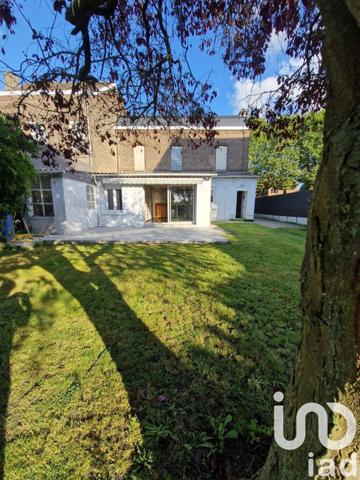 Maison 8 pièces de 190 m² à Anzin (59410)