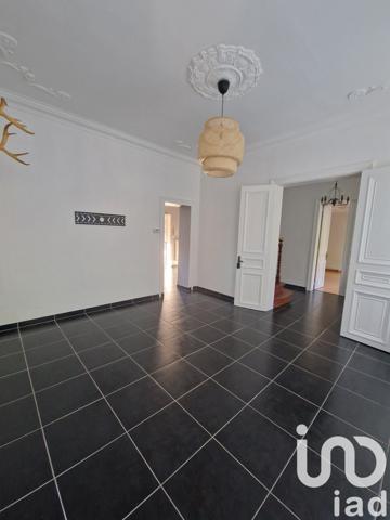 Maison 8 pièces de 190 m² à Anzin (59410)