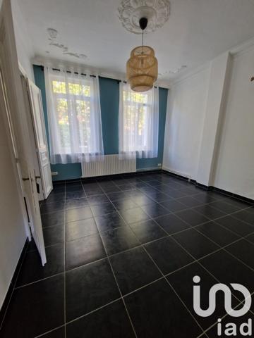 Maison 8 pièces de 190 m² à Anzin (59410)