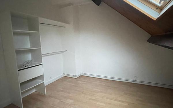 Appartement à louer    3 pièces • 70,54 m2 Arpajon