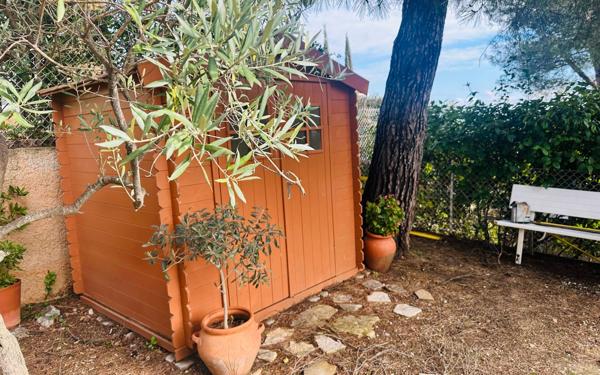 Maison à vendre    5 pièces • 108,83 m2 La Seyne-sur-Mer