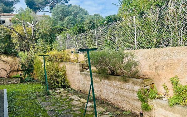 Maison à vendre    5 pièces • 108,83 m2 La Seyne-sur-Mer