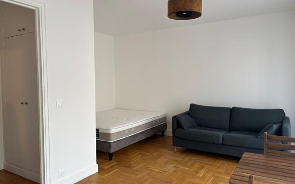 Appartement à louer    1 pièce • 27,54 m2 Paris 12