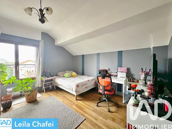 Maison à vendre 8 pièces 155 m² Paray-Vieille-Poste