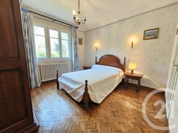 Maison à vendre  7 pièces - 222,73 m2 LE PALAIS SUR VIENNE - 87