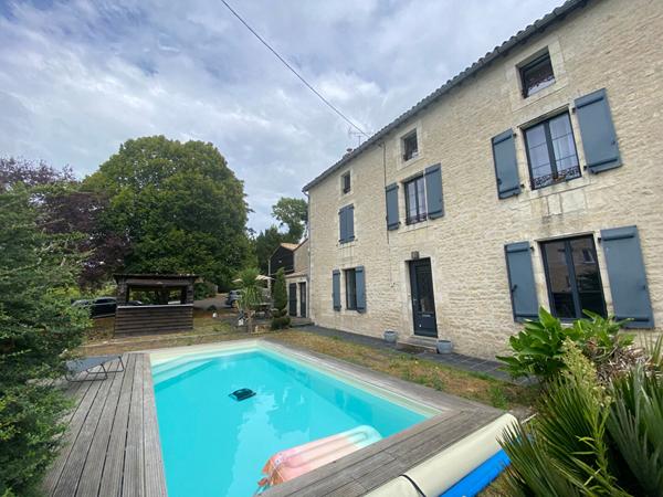 Maison Echire 7 pièces - 225m2