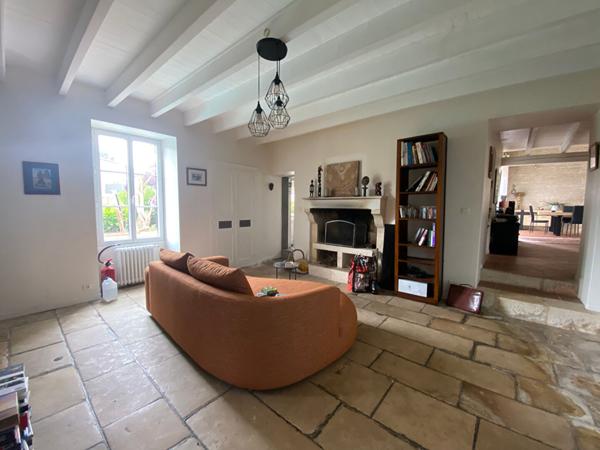 Maison Echire 7 pièces - 225m2