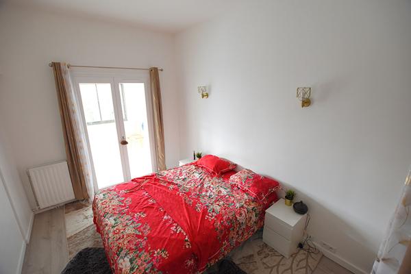 4 chambres 15 m² dans maison meublée en colocation Cergy de 149 m²