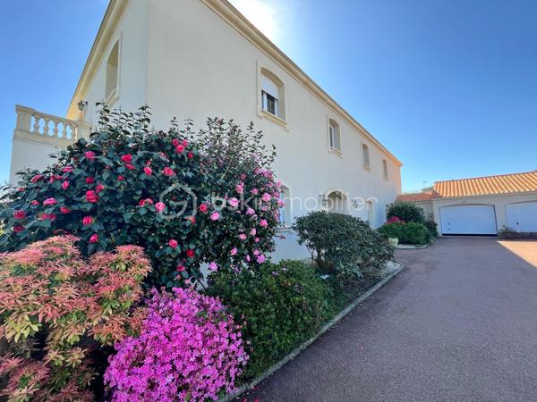 Propriete de 483 m²