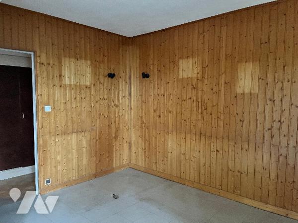 CHENOVE PETITE RESIDENCE