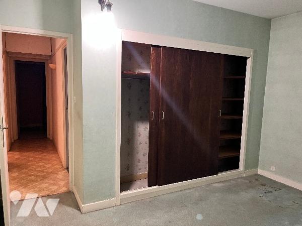 CHENOVE PETITE RESIDENCE