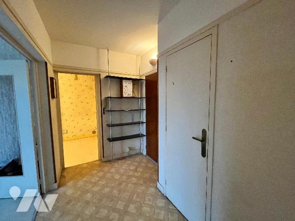 CHENOVE PETITE RESIDENCE