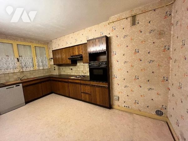 CHENOVE PETITE RESIDENCE