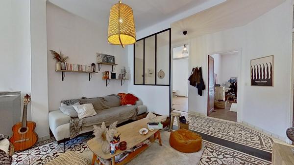Appartement
         3 pièces
        - 75 m² 170 000 € *