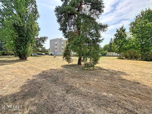 T5 Francheville CHATER avec 2 parkings privatifs possibilité garage en sus