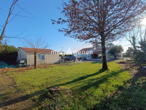 Maison à AIZENAY, 85190 - 5 pièces 150m²