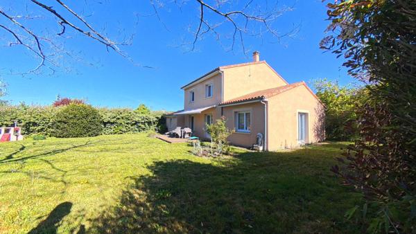 Maison 6 pièce(s) 4 chambre(s) 148 m²