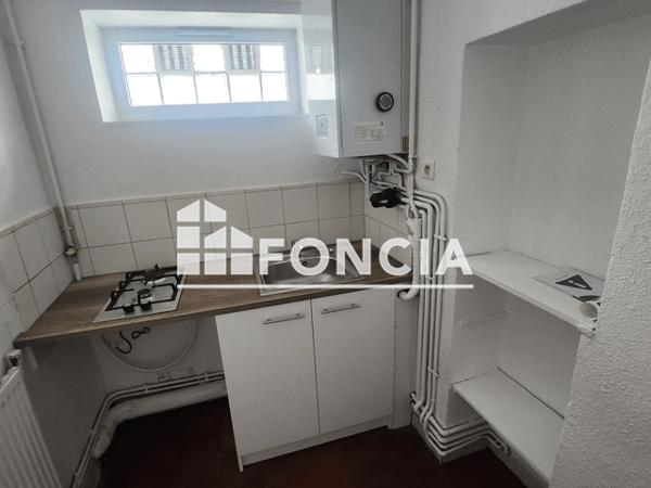 Location Appartement 2 pièces 46.29 m² - 9 AVENUE FRANKLIN ROOSEVELT Nimes 30900