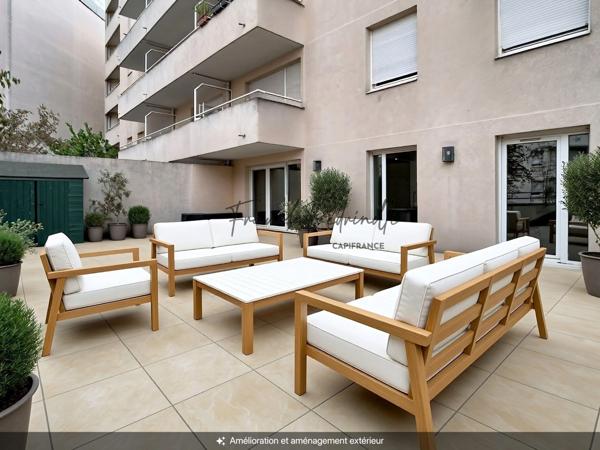 Appartement à vendre 3 pièces 72 m²  VILLEURBANNE (69) CHARPENNES – Place Charles Hernu avec terrasse exceptionnelle de 75 m²