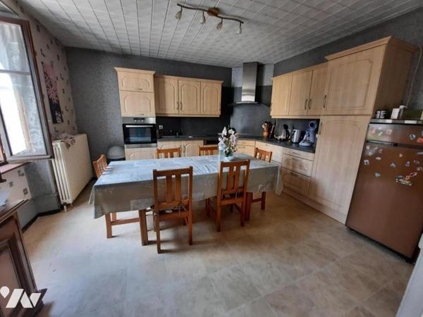 VIAGER OCCUPE - AUDINCOURT Centre - Maison 7 pièces (environ 130 m² habitables - à rénover)