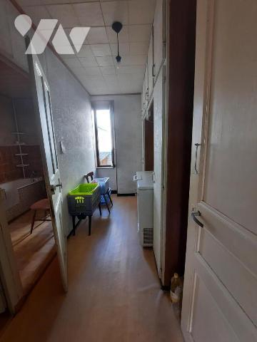 VIAGER OCCUPE - AUDINCOURT Centre - Maison 7 pièces (environ 130 m² habitables - à rénover)