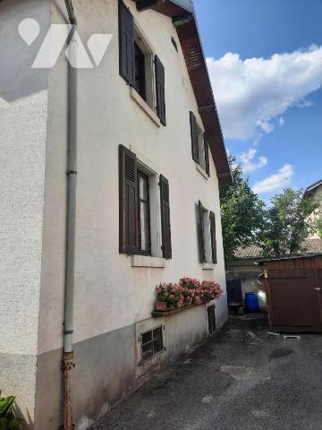 VIAGER OCCUPE - AUDINCOURT Centre - Maison 7 pièces (environ 130 m² habitables - à rénover)