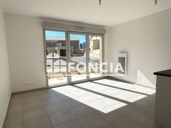 Location Studio 24.78 m² - 5 RUE BRANTOME Limoges 87000