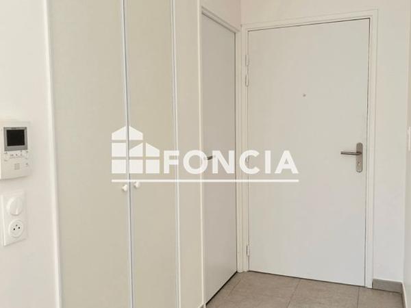 Location Studio 24.78 m² - 5 RUE BRANTOME Limoges 87000