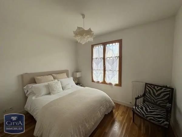 Appartement à louer 3 pièces 75.32m² Ferney-Voltaire (01210)