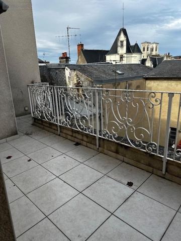 Immeuble de rapport à vendre à Châtellerault dans la Vienne (86100), ref : 37049-107