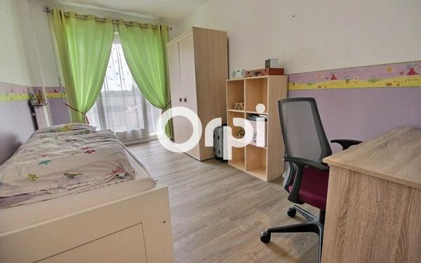 Appartement à vendre    4 pièces • 80,56 m2 Élancourt