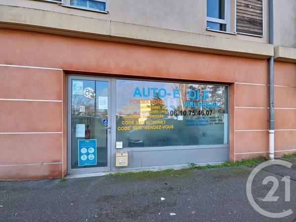 Appartement Local à vendre  3 pièces - 42,50 m2 RIOM - 63