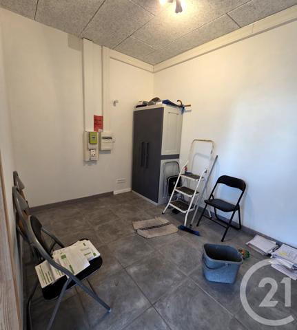 Appartement Local à vendre  3 pièces - 42,50 m2 RIOM - 63