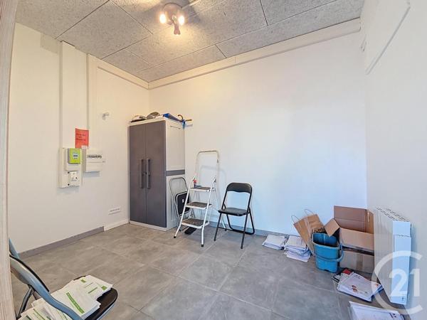 Appartement Local à vendre  3 pièces - 42,50 m2 RIOM - 63