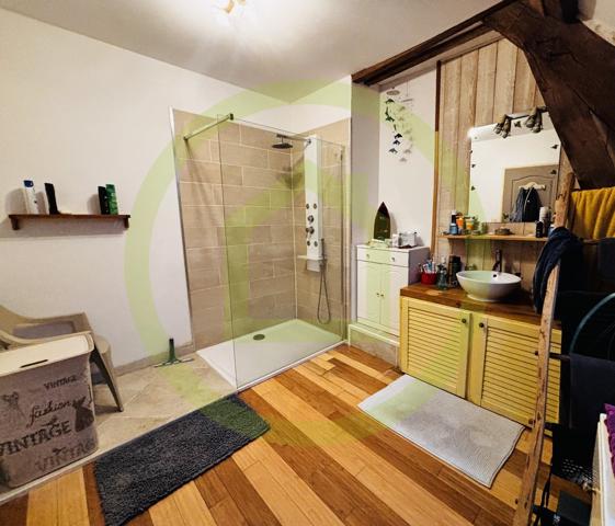 Ensemble Immobilier à LA VILLETELLE (23260)