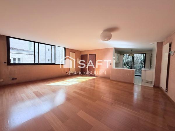 APPARTEMENT UNE SUITE PARENTALE + TERRASSE / JARDIN AU CENTRE VILLE DE NIORT !