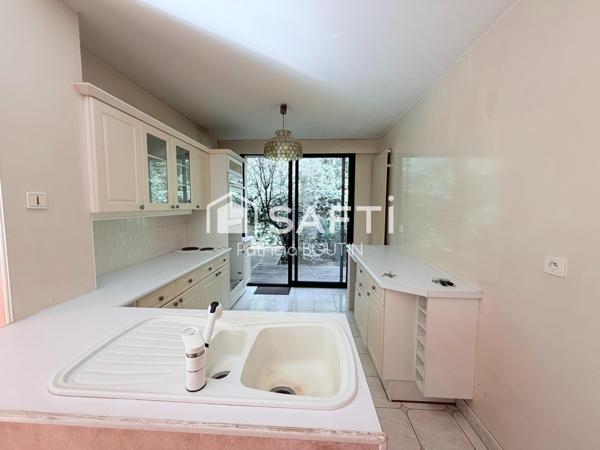 APPARTEMENT UNE SUITE PARENTALE + TERRASSE / JARDIN AU CENTRE VILLE DE NIORT !