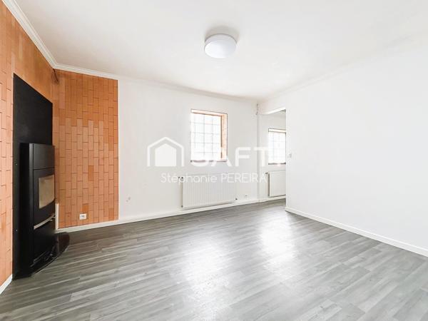 Maison non mitoyenne, RER E à 10min à pied